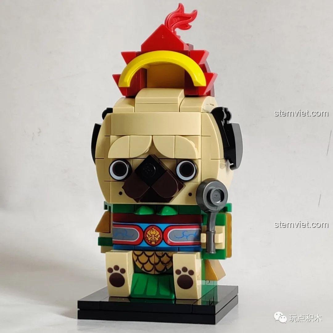 Toàn bộ 6 mô hình lắp ráp GUDI Ngự Hoàng Vạn Tuế và Ba Trát Hắc cùng nhìn về một phía.