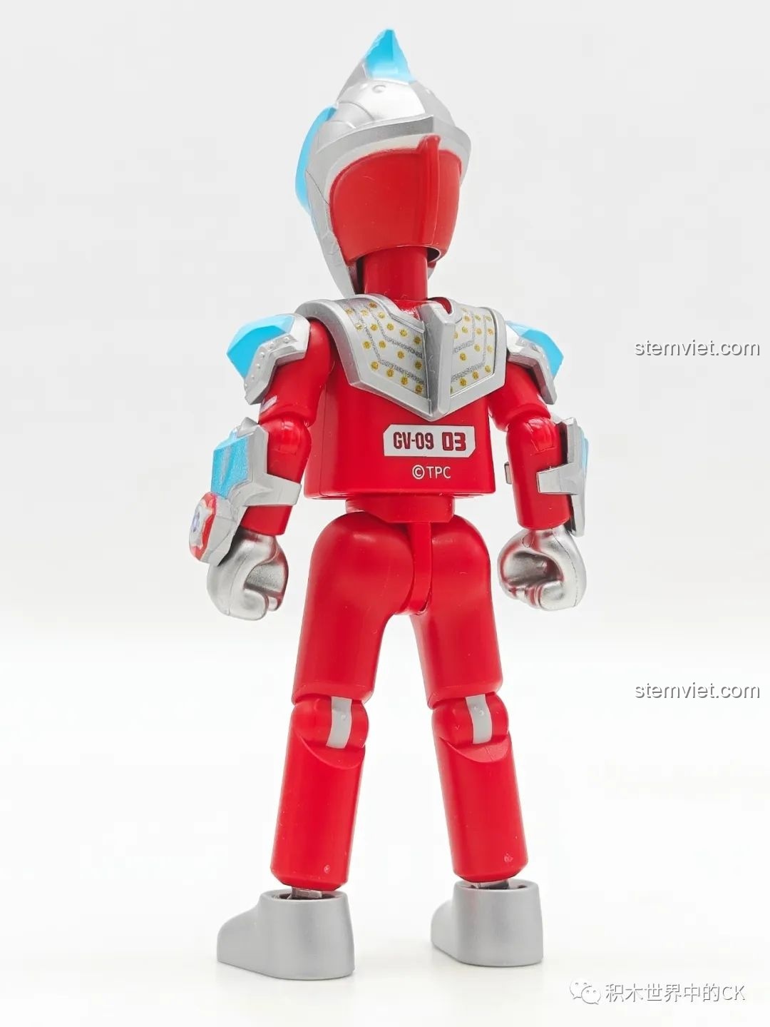 Mặt sau của mô hình Galaxy Ultraman Stream Form (GV-09 03) trong bộ đồ chơi lắp ráp Ultraman Meijian GV-09, với các chi tiết giáp và số hiệu sản phẩm được in rõ ràng.