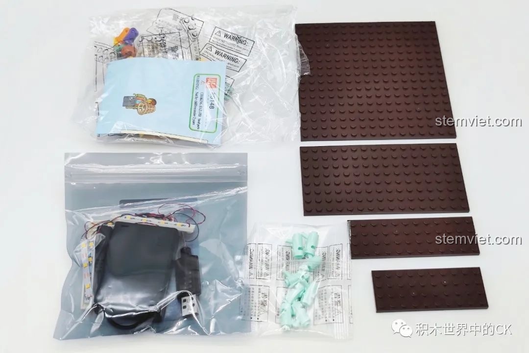 Bộ đèn LED, sách hướng dẫn và các chi tiết đặc biệt của bộ lắp ráp Kiến trúc Trung Cổ 89148.