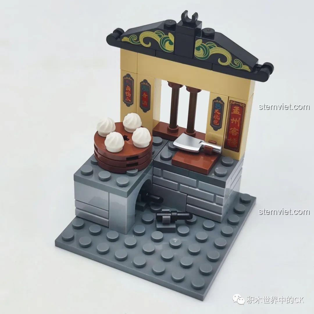 Cận cảnh các minifigure anh hùng Thủy Hử Tiểu Hiệp của Decool, chi tiết in ấn và màu sắc tươi sáng.