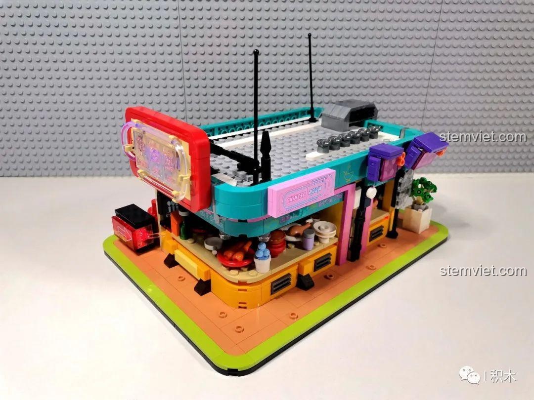 Mô hình Nhà hàng Trung Hoa Cyberpunk BrickCool KS003 với hiệu ứng đèn LED neon rực rỡ, đồ chơi xây dựng phố đêm cyberpunk, thu hút mọi ánh nhìn.