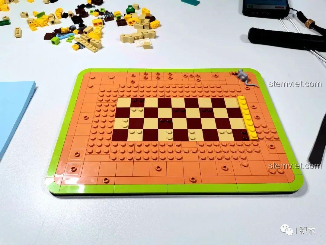 Tấm đế lắp ráp của bộ BrickCool KS003 Nhà hàng Trung Hoa Cyberpunk, bộ lắp ghép kiến trúc cyberpunk, nền tảng vững chắc cho công trình của bé.