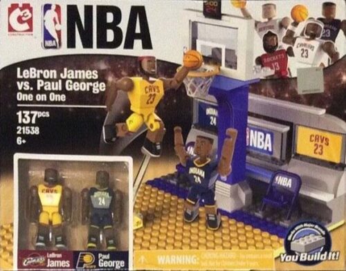 Bộ đồ chơi C3 21538 LeBron James VS Paul George One on One, mô hình bóng rổ NBA 137 mảnh ghép cho bé trai 6 tuổi, giá tốt.