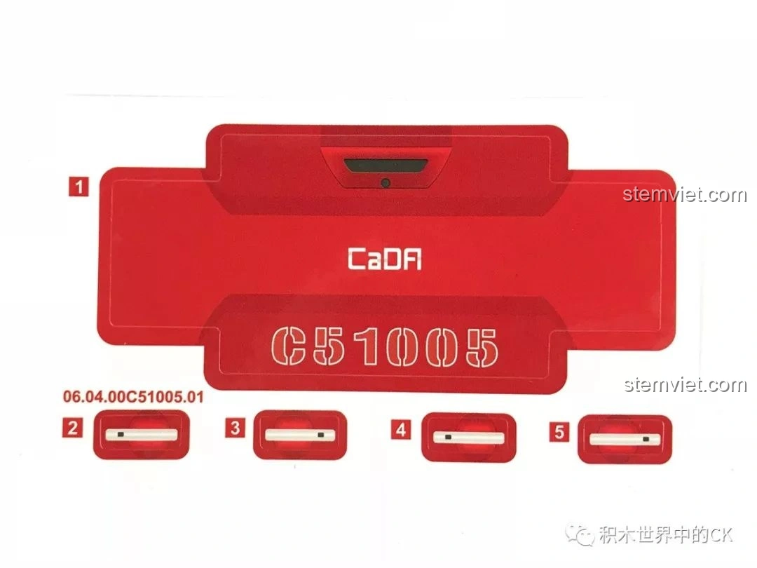 Tấm decal màu đỏ với logo CaDA và mã số C51005 dùng để dán lên xe bán tải.