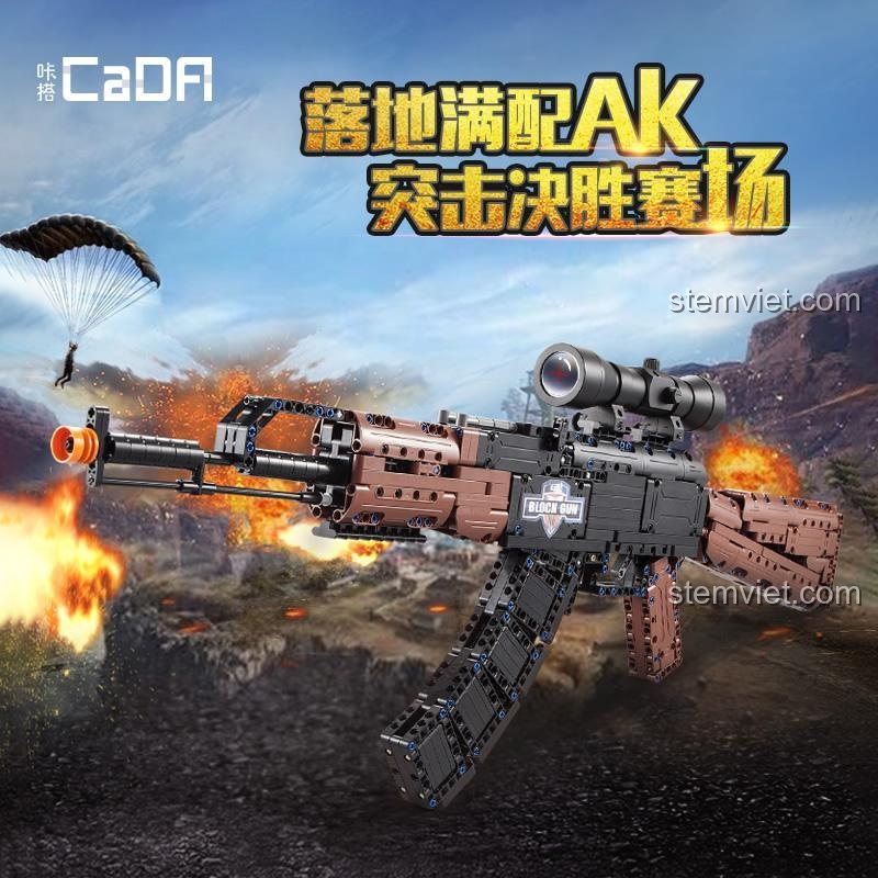 Súng trường tấn công AK-47 CaDA C61009 trong bối cảnh chiến trường, kích thích tư duy chiến thuật cho trẻ.