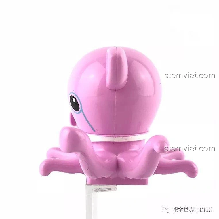 Mặt sau của minifigure Giáo sư Bạch Tuộc trong bộ Enlighten 3708 Trụ Sở Bạch Tuộc Octopod, cho thấy độ hoàn thiện của nhân vật.