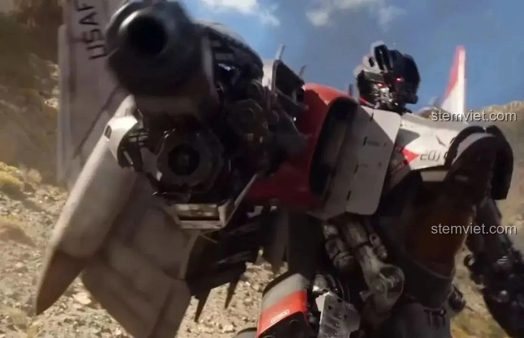 Cận cảnh phần đầu và cổ của mô hình Robot Biến Hình Blitzwing JIESTAR 58047, thể hiện khớp nối.