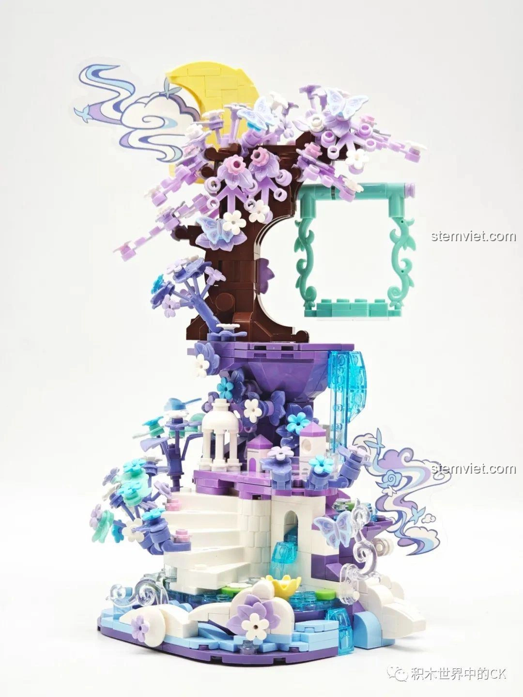 Cấu trúc chính của bộ lắp ráp Keeppley K21103 Điêu Thuyền Giấc Mơ Đêm Hè đã hoàn thành, chờ đợi chi tiết.