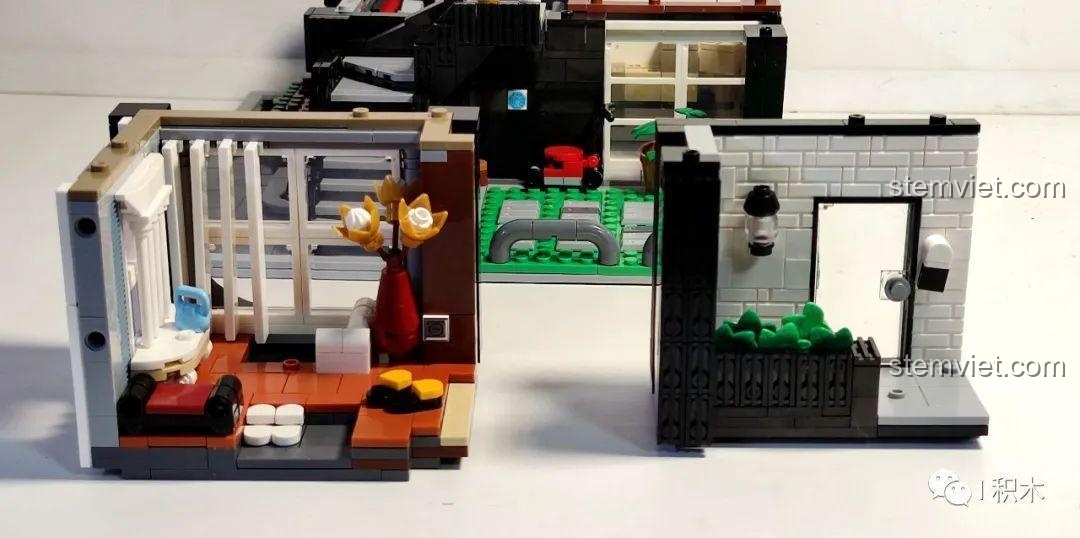 Cấu trúc nội thất tầng hai của bộ lắp ghép Tòa nhà module hiện đại, được chia thành hai phần riêng biệt.