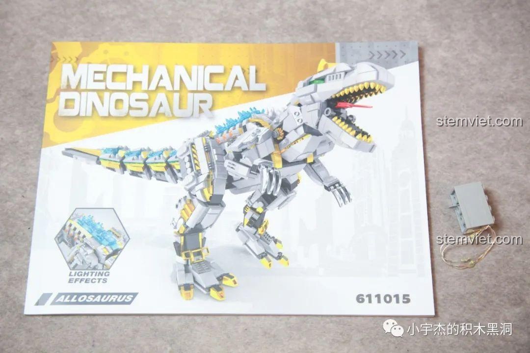 Cận cảnh bộ đèn LED dùng pin cúc áo trong bộ lắp ráp Allosaurus máy móc cho trẻ em từ 6 tuổi.