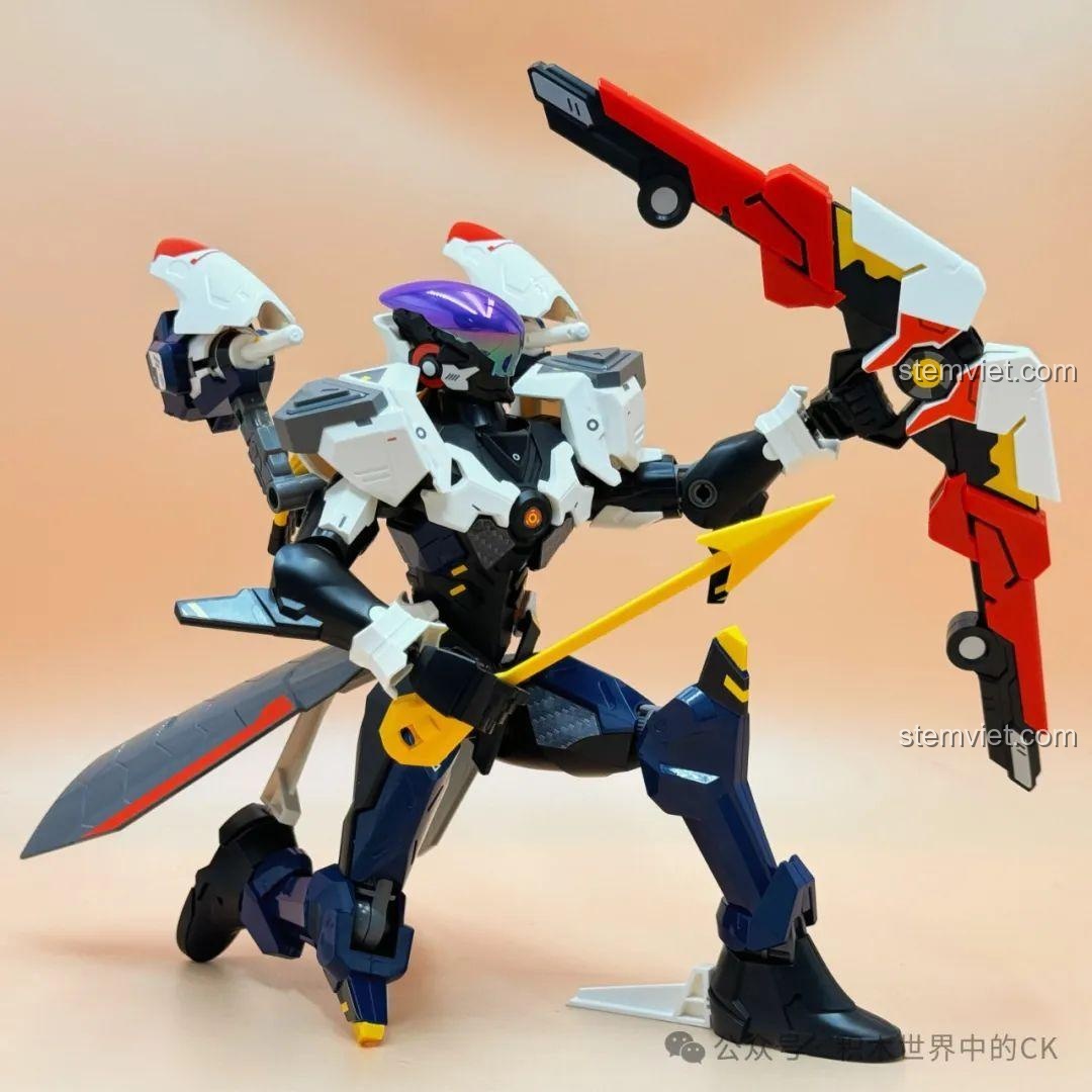 Chi tiết cung tên của robot Hậu Nghệ Keeppley 78013, với các khớp nối và điểm nhấn màu sắc.