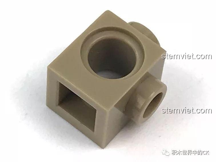 Chi tiết gạch cao có lỗ xoay, một bộ phận độc quyền trong bộ KAZI KY10000.