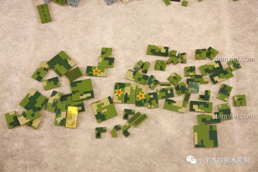 Cận cảnh các chi tiết in họa tiết rằn ri của bộ đồ chơi mô hình Pháo cao xạ tự hành Type 09.