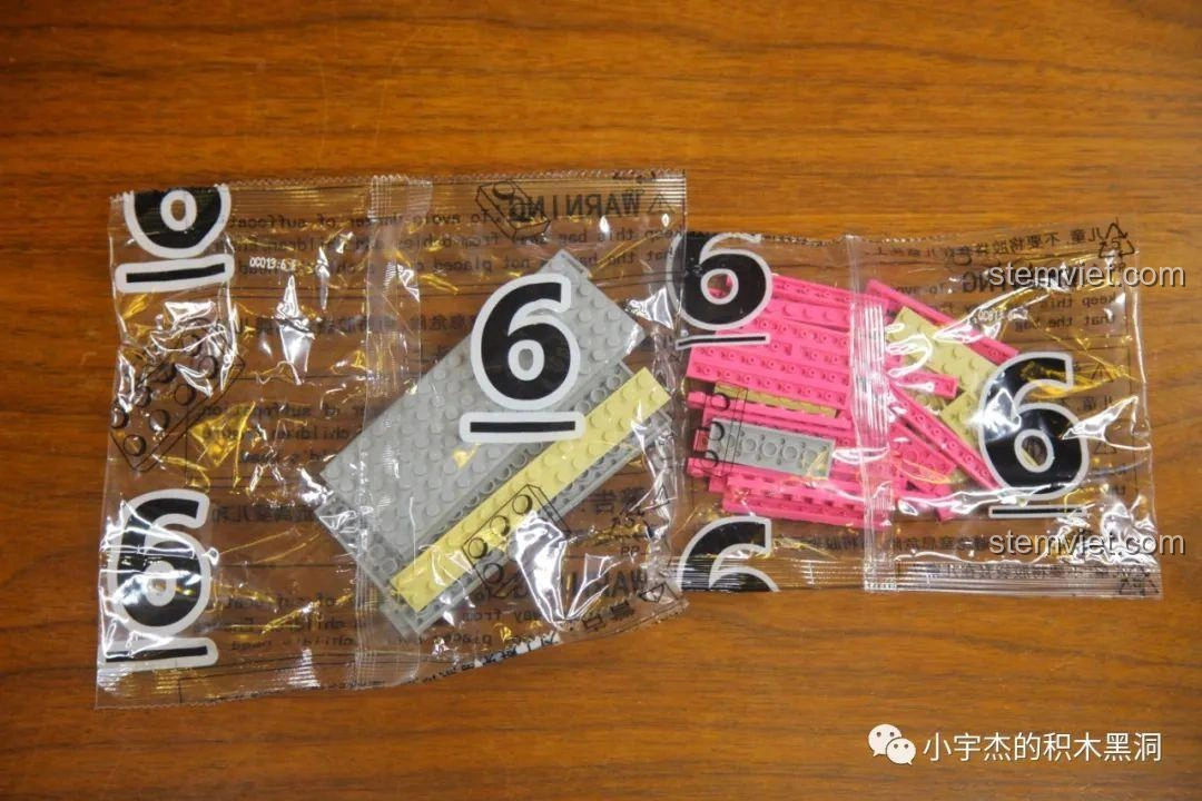 Thùng Container Hồng 1:10 YC-QC013 đã được ghép nối, tạo thành một khối hoàn chỉnh.