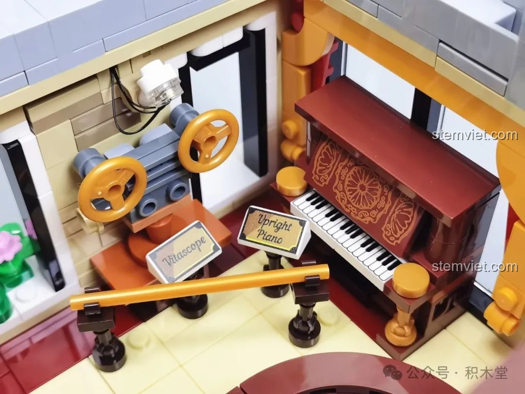 Các tầng của tòa nhà FunWhole F9033 được tách rời để lộ nội thất bên trong.