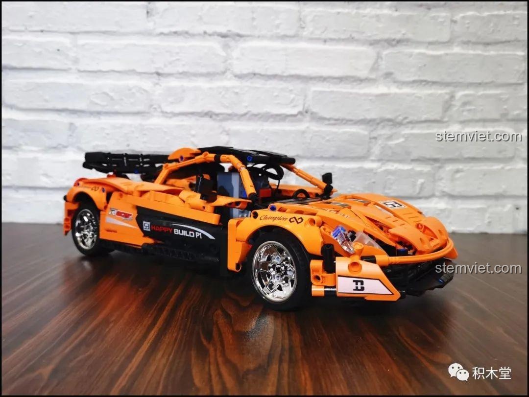 Phần đầu xe của mô hình Happy Build YC-QC004 McLaren P1 nhìn tổng thể, đánh giá mức độ tái hiện so với xe thật trong bài review.