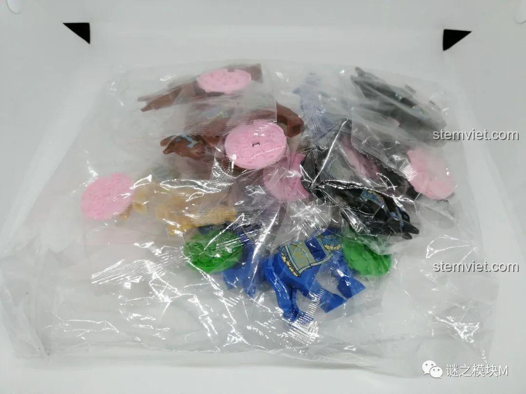 Phụ kiện ngựa đi kèm Bộ 6 Minifigures Tam Quốc Tiểu Hiệp DECOOL 20327, đồ chơi mô hình Minifigures Tam Quốc Diễn Nghĩa, bộ lắp ghép Các Tướng Lĩnh Tam Quốc, đồ chơi xếp hình Nhân vật lịch sử Tam Quốc, bộ đồ chơi Bộ 6 Minifigures Tam Quốc, đồ chơi lắp ráp DECOOL 20327, bộ đồ chơi Bộ 6 Minifigures Tam Quốc DECOOL, đồ chơi mô hình Minifigures Tam Quốc Diễn Nghĩa 20327, DECOOL 20327 Bộ 6 Minifigures Tam Quốc, Bộ 6 Minifigures Tam Quốc DECOOL, Nhân vật lịch sử Tam Quốc DECOOL, bộ lắp ghép DECOOL 20327, cho bé trai 6 tuổi, giá tốt