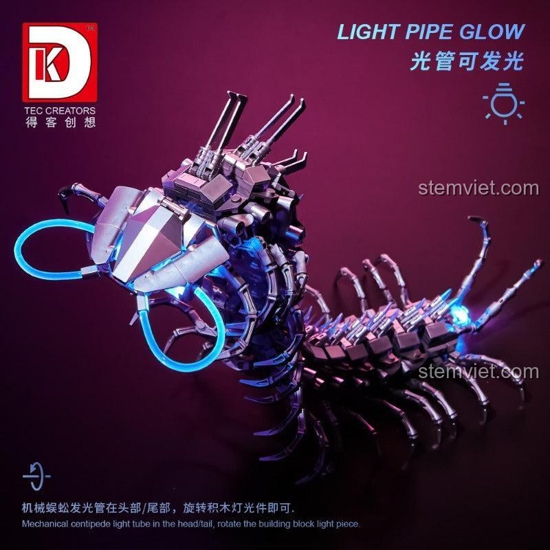 Chi tiết phần đầu của Robot Rết DK7041 với các ống dẫn sáng màu xanh, có thể phát sáng khi xoay một chi tiết đặc biệt.