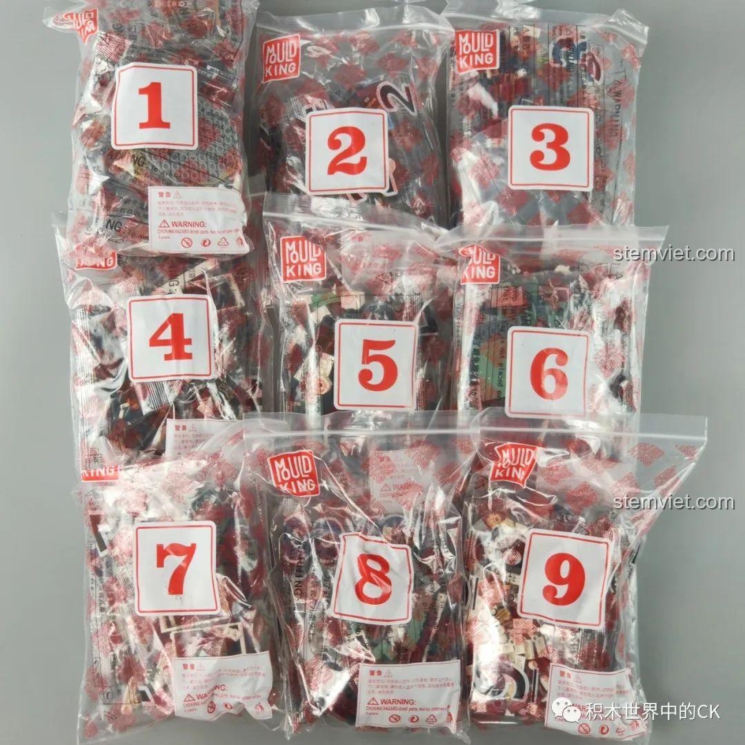 Các túi mảnh ghép được đánh số thứ tự trong bộ đồ chơi mô hình nhà phố cổ điển 16005.