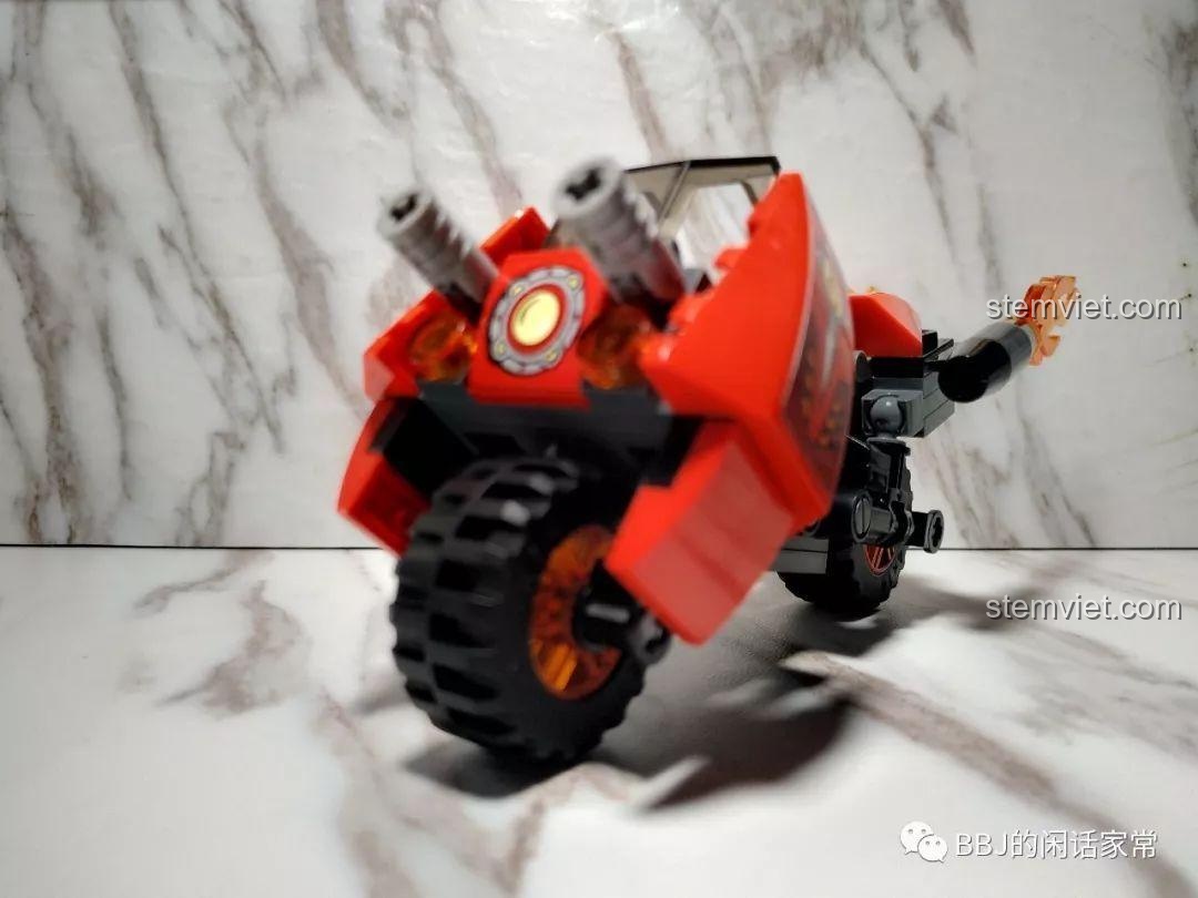 Minifigure chiến binh đi kèm bộ lắp ráp Enlighten 3401-3 Xe Mô Tô Lửa Chiến Đấu, đồ chơi mô hình cho bé trai 6 tuổi.