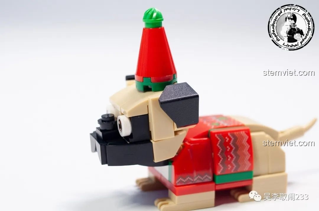 Mô hình lắp ráp Husky Forange Block FC8283-5 nhìn nghiêng, thể hiện chi tiết miệng có thể cử động.