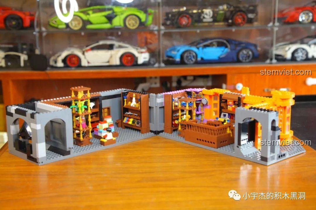 Hai nửa của tầng 1 được ghép lại với nhau, tạo thành một khối hoàn chỉnh.