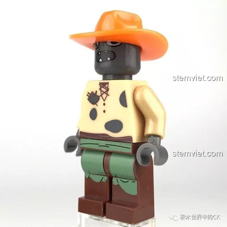 Góc nghiêng của minifigure Zombie Nông Dân, một nhân vật trong set LELE 39043.