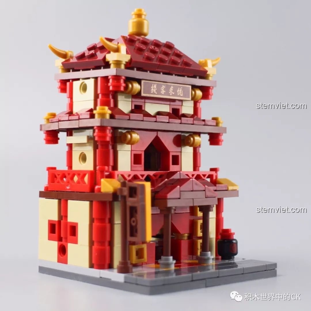 Góc nhìn nghiêng của mô hình Quán Trọ hoàn chỉnh từ bộ lắp ráp XB01101 tiết kiệm.