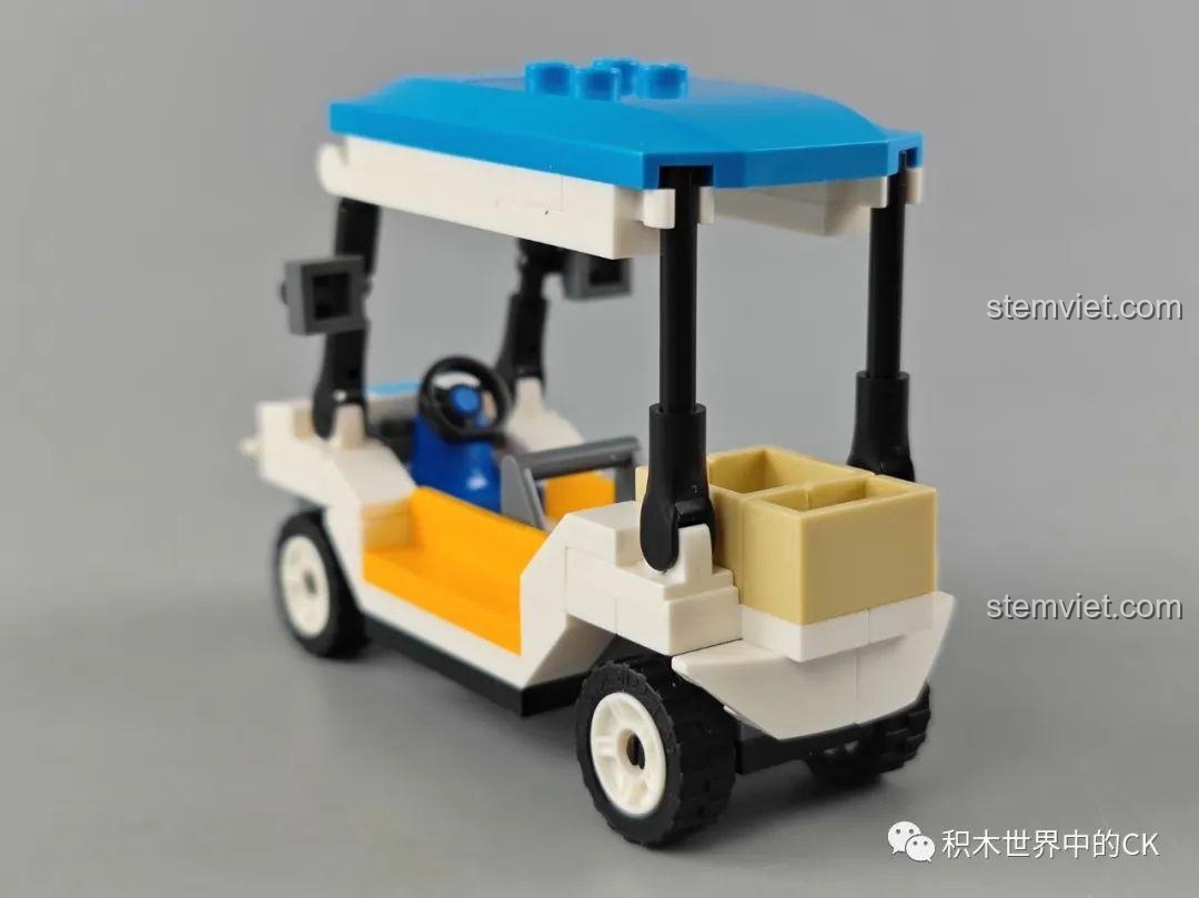 Xe điện sân golf đồ chơi mô hình GUDI 10501 Máy bay tham quan Yakai, phương tiện đi kèm, đồ chơi cho bé trai 6 tuổi.