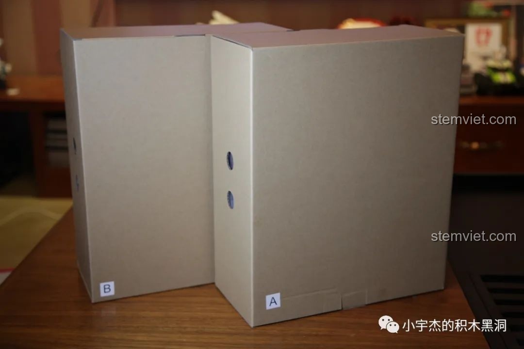 Cách đóng gói thông minh với hai hộp A và B của bộ lắp ráp Mould King 13108 Ford Mustang 1965 độ.