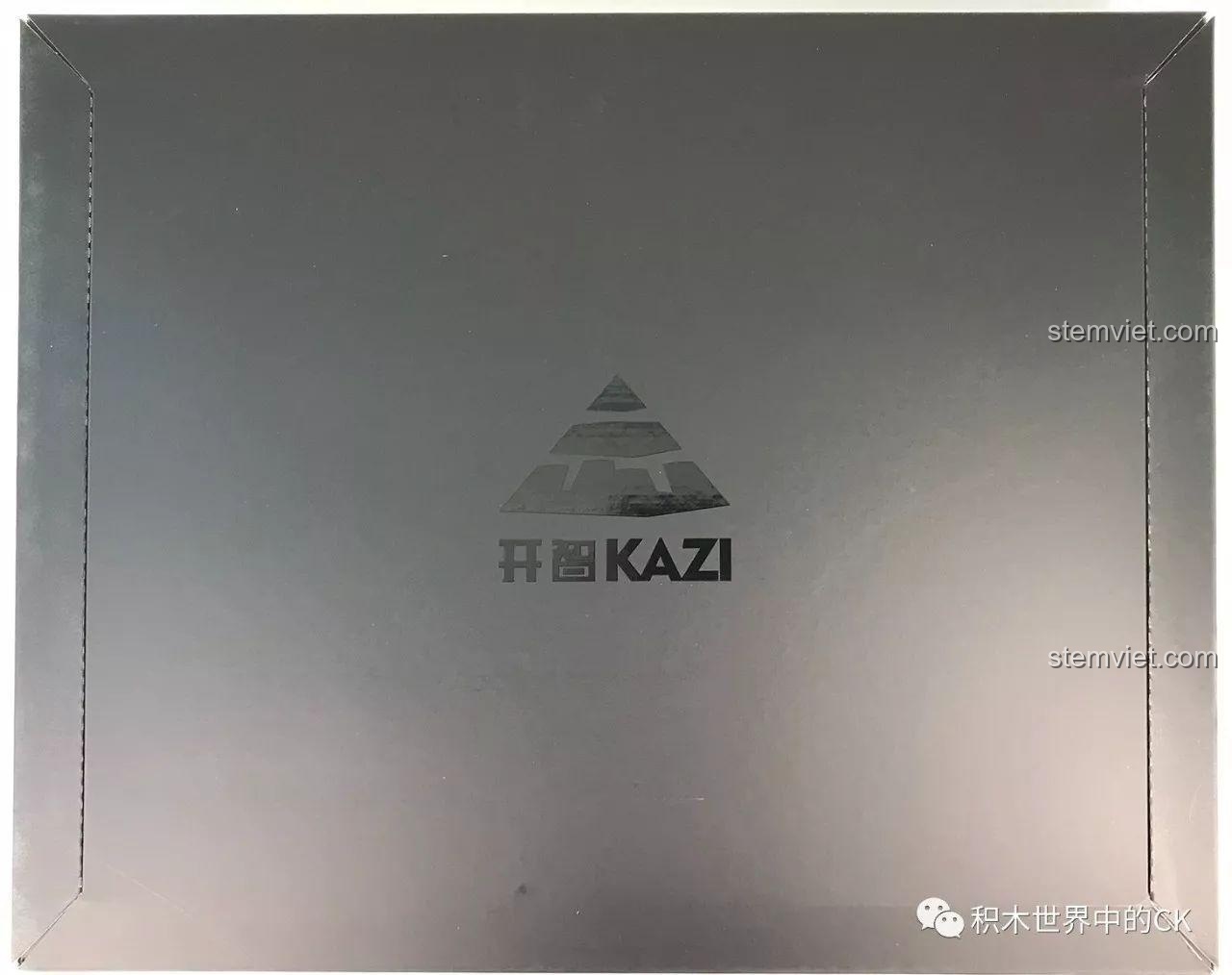 Hộp đựng bên trong màu đen tuyền của bộ xếp hình KAZI KY10000, tạo cảm giác sang trọng và bí ẩn.