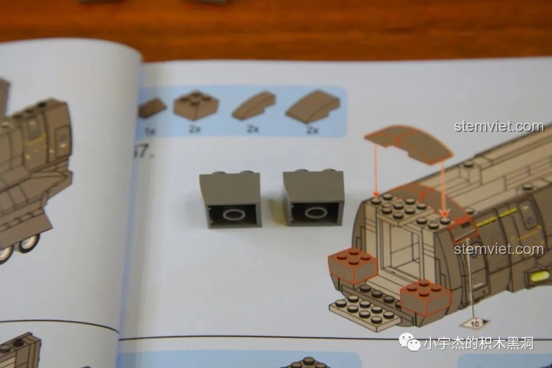 Hướng dẫn lắp ráp phần đuôi máy bay trong sách hướng dẫn của bộ SEMBO 202130