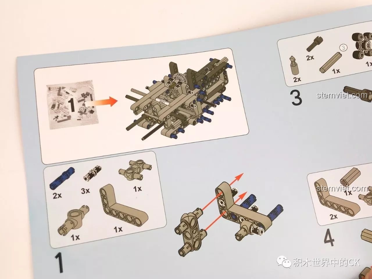 Trang hướng dẫn của bộ lắp ghép Mô hình Koenigsegg One:1 915 cho thấy việc phân loại túi chi tiết theo từng bước lắp ráp.