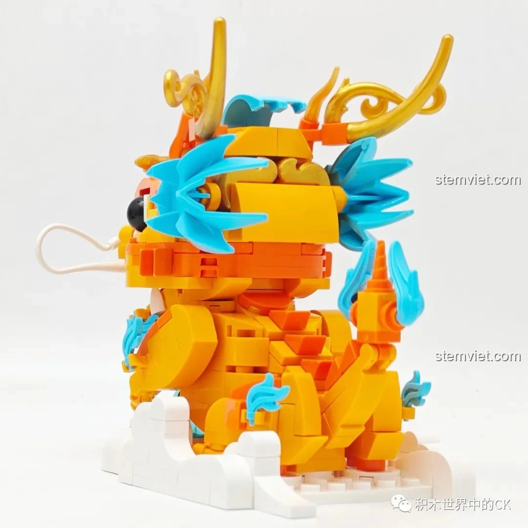 Mô hình Lucky Dragon (Rồng May Mắn) đã hoàn thiện, nhìn trực diện.