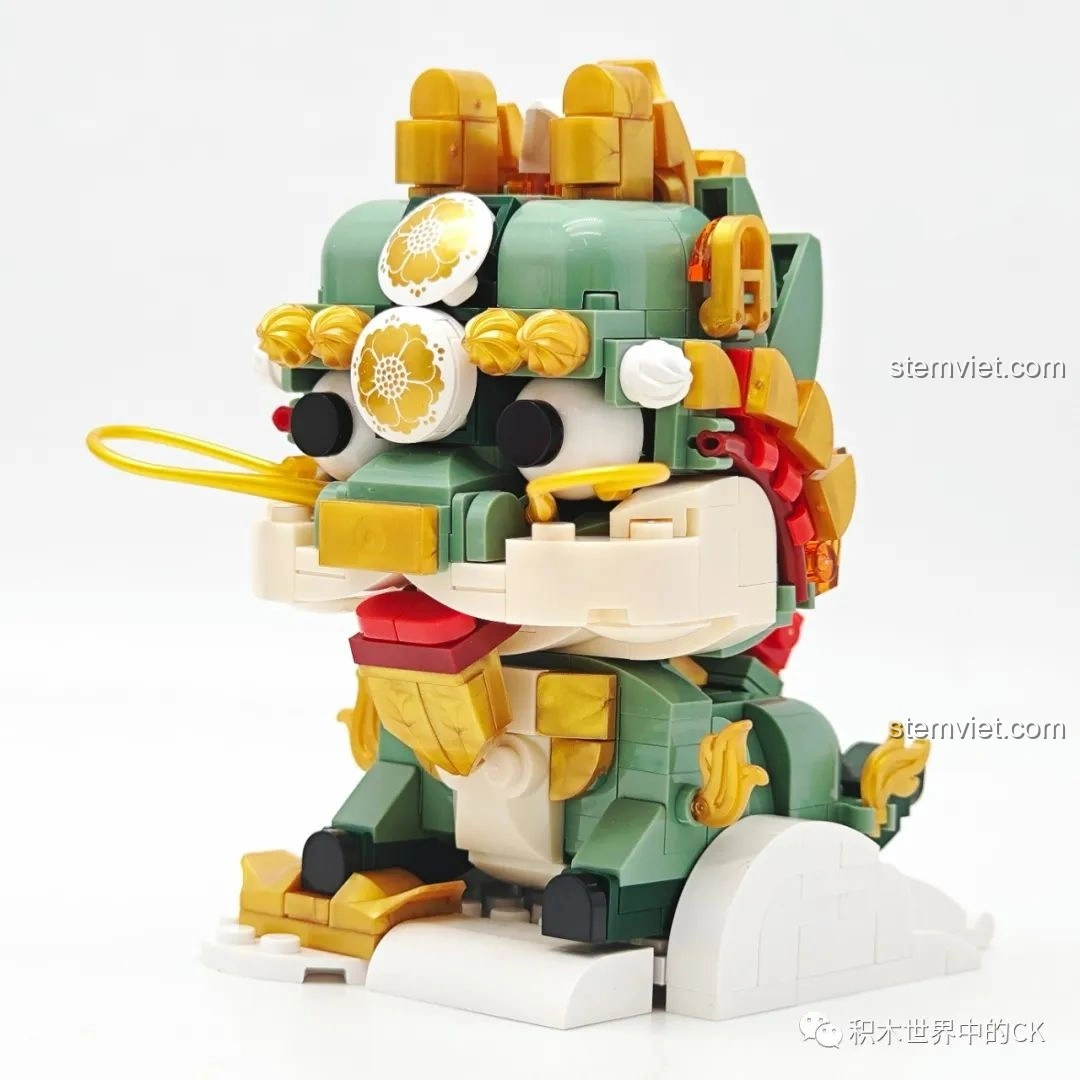 Mô hình Lucky Kirin (Kỳ Lân May Mắn) đã hoàn thiện, nhìn từ góc khác.