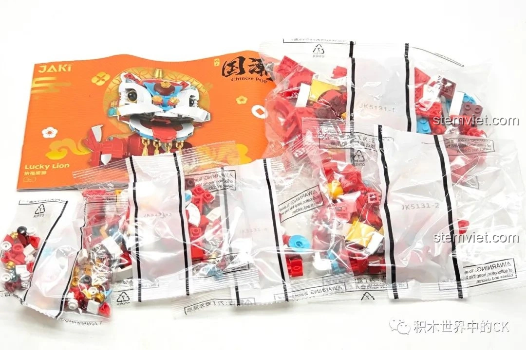 Mô hình Lucky Lion (Sư Tử May Mắn) đã hoàn thiện, nhìn từ mặt bên.