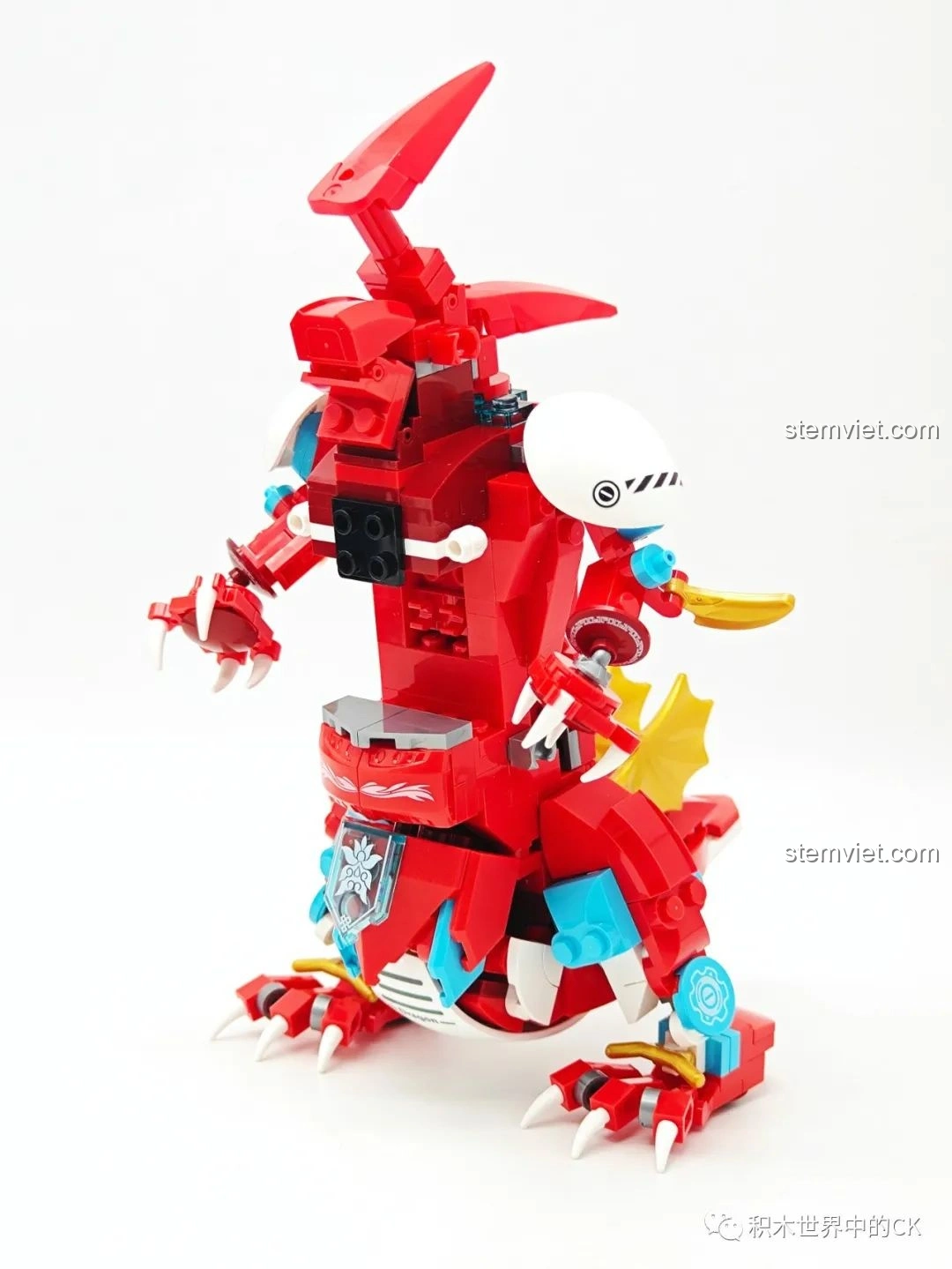 Mô hình Rồng Cơ Giáp Xích Diễm JK5138 đang trong quá trình lắp ráp, phần thân trên dần hoàn thiện.