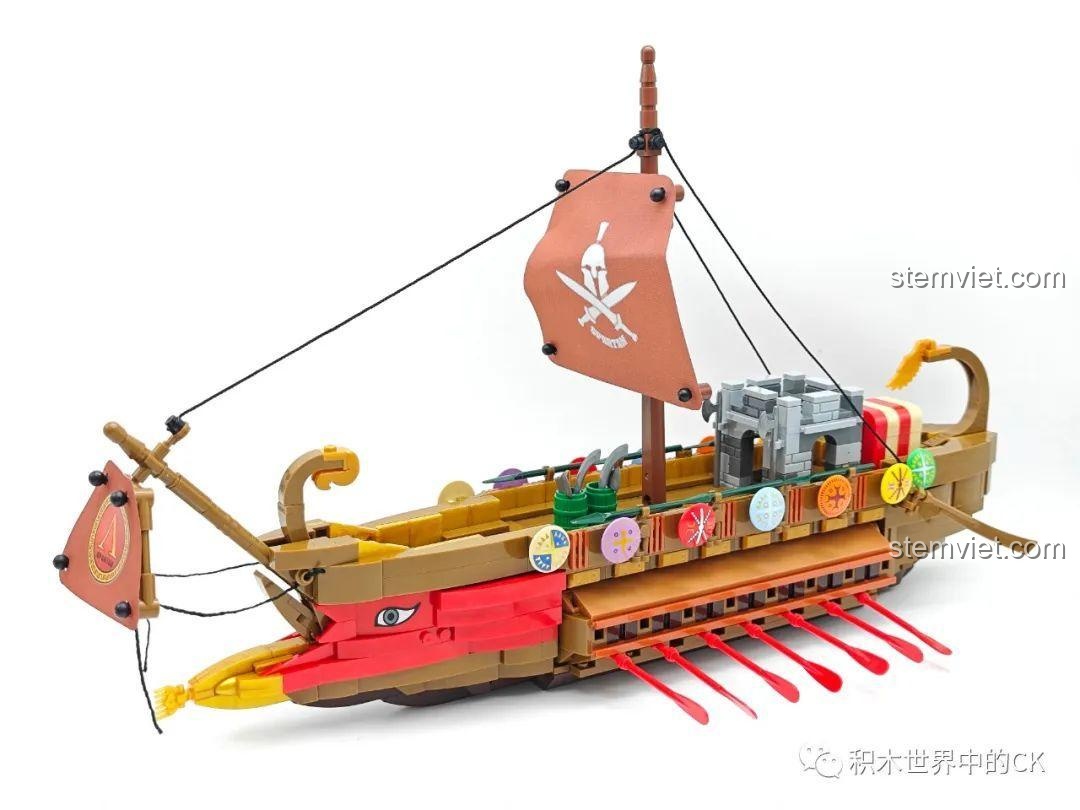 Mô hình Tàu chiến Trireme hoàn chỉnh với đầy đủ dây chằng và cánh buồm, một sản phẩm ấn tượng từ JIESTAR.