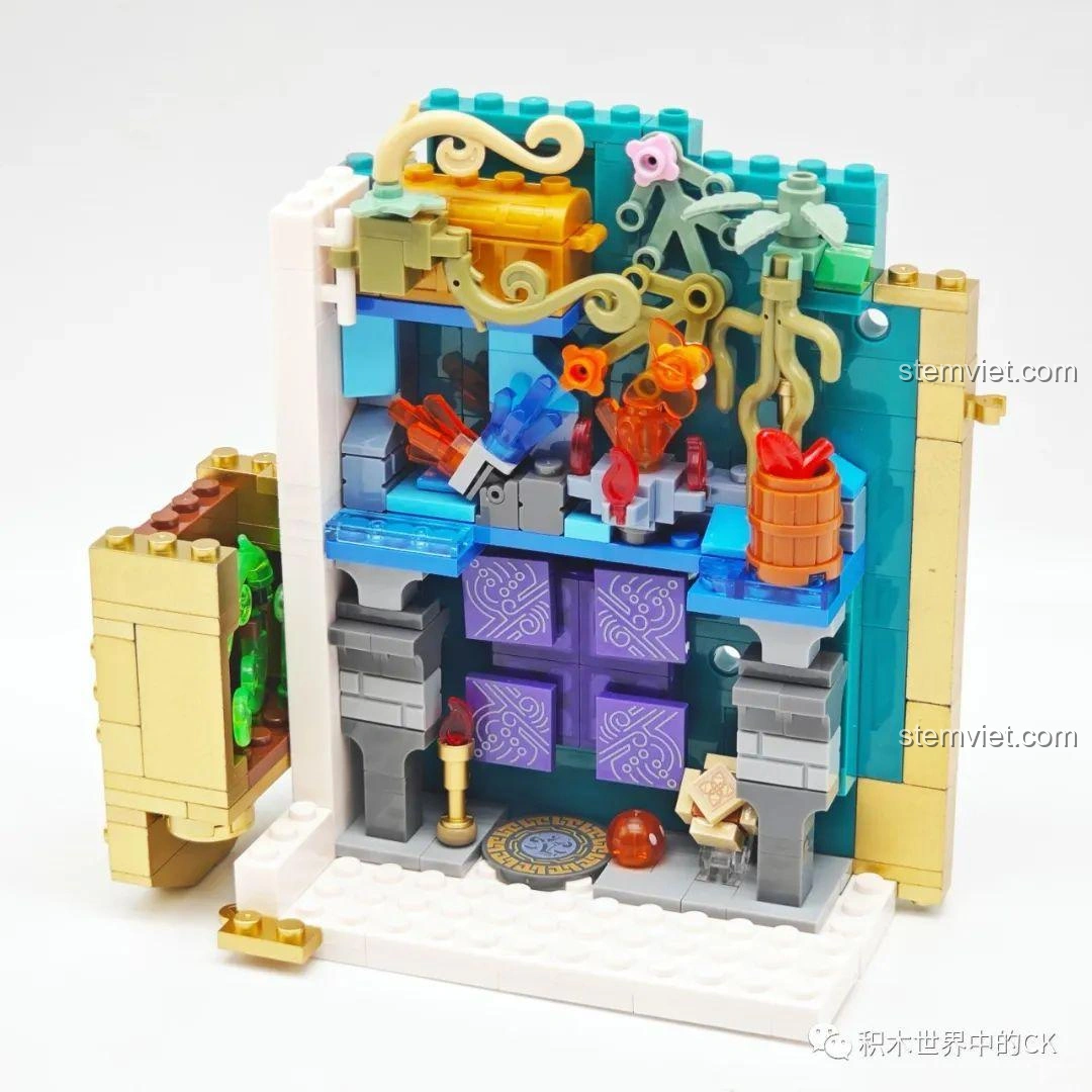 Hình ảnh quá trình lắp ráp phần bên trong của bộ JIESTAR 58102 Sách Thiên Không, hé lộ cấu trúc phức tạp.