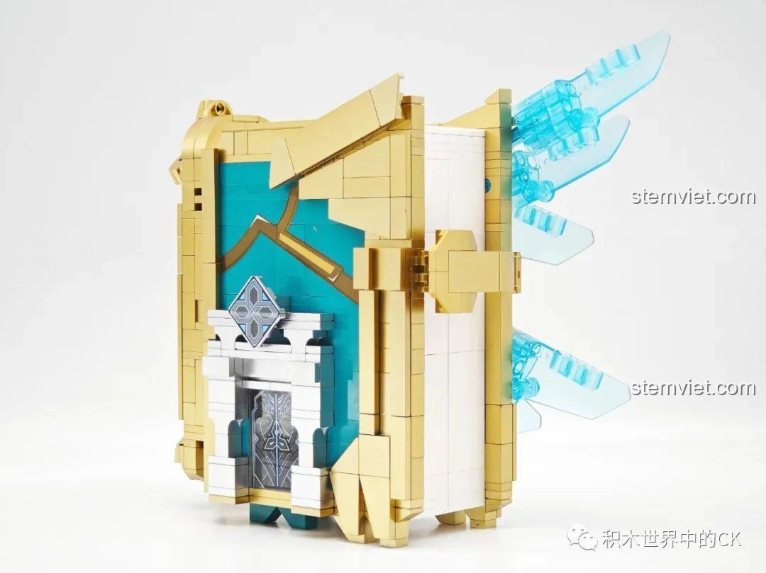 Mô hình JIESTAR 58102 Sách Thiên Không hoàn chỉnh, với các chi tiết cánh và biểu tượng.