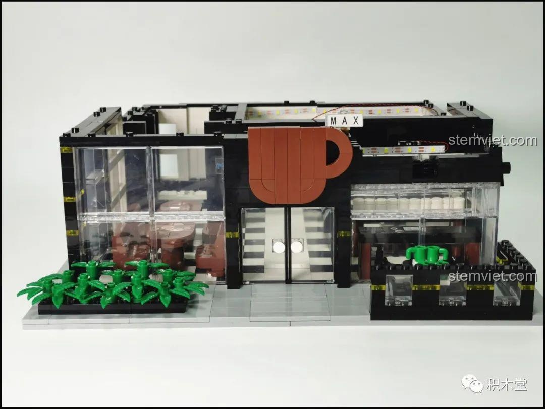 Khu vực phòng VIP với cửa kính trong suốt của bộ lắp ghép Juhang Technology 86007 Quán Cà Phê Góc Phố, mang lại không gian riêng tư và sang trọng.