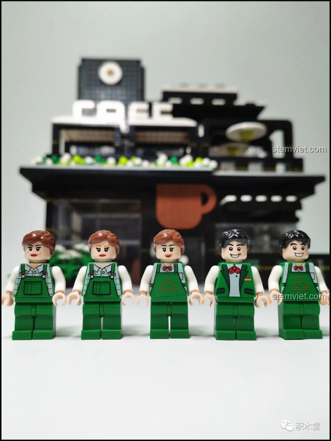 Không gian phòng VVIP trên tầng 3 của bộ lắp ghép Juhang Technology 86007 Quán Cà Phê Góc Phố, nơi khách hàng có thể thưởng thức cà phê được pha chế trực tiếp.