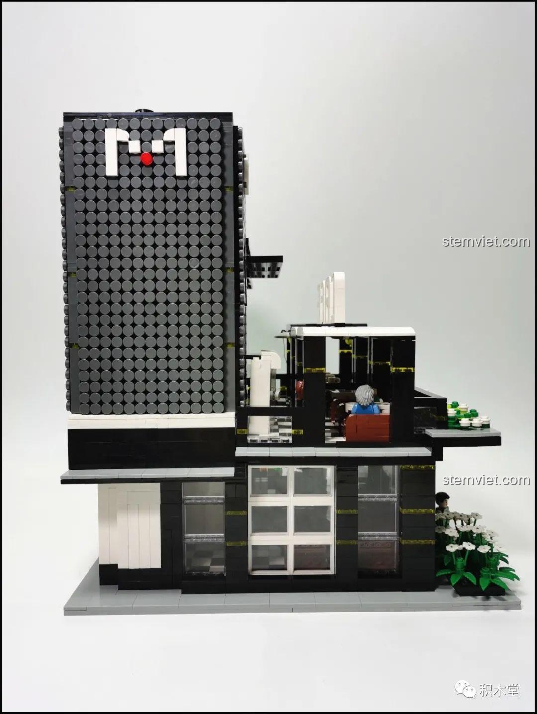 Toàn bộ 10 minifigures đi kèm bộ lắp ghép Juhang Technology 86007 Quán Cà Phê Góc Phố, bao gồm cả nhân viên và khách hàng, tạo nên một cộng đồng sống động.