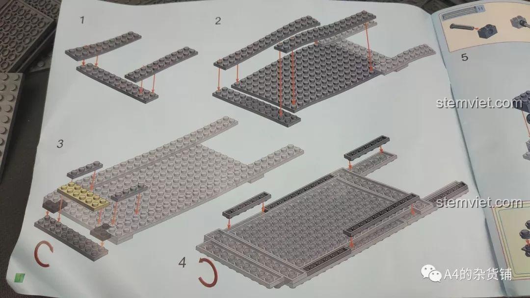 Một trang trong sách hướng dẫn lắp ráp của bộ KAZI 82010, các bước được minh họa rõ ràng.