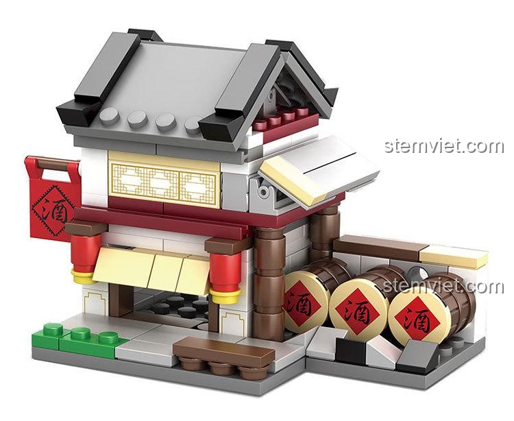 Phiên bản lắp ráp thứ hai của Tửu Quán Long Tường từ bộ đồ chơi xếp hình KAZI, thể hiện tính năng 2 trong 1 độc đáo.