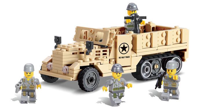Bộ lắp ráp xe bán tải quân sự M2 Half Track KAZI KY82003 với 4 lính dù Mỹ, đồ chơi cho bé trai 6 tuổi giá rẻ.