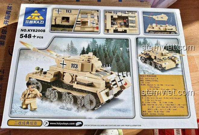 Ảnh chụp hộp sản phẩm đồ chơi mô hình KAZI KY82008 xe tăng Panzer III Ausf. G, với hình ảnh xe tăng và lính lái xe.