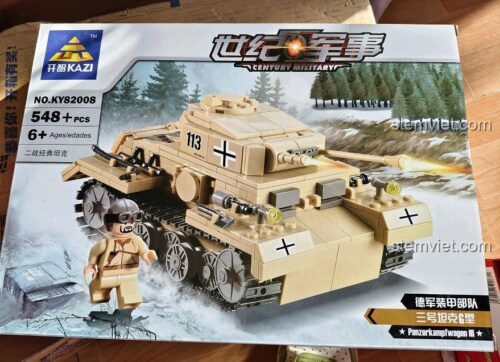 Trang catalogue của hãng KAZI giới thiệu bộ xếp hình KY82008 xe tăng Panzer III và các mẫu máy bay, xe jeep quân sự khác.