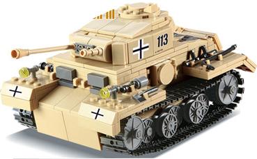 Mô hình chính diện bộ lắp ráp xe tăng Đức Panzer III KAZI KY82008, màu kem sa mạc, chi tiết sắc nét, phù hợp cho bé trai 6 tuổi.
