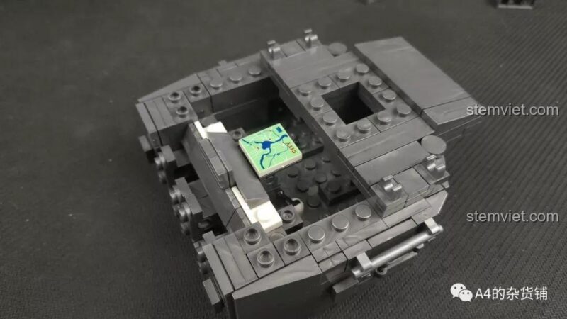 Cơ chế gắn nòng pháo vào tháp pháo của mô hình Xe tăng Panzer IV F2 KAZI KY82010.